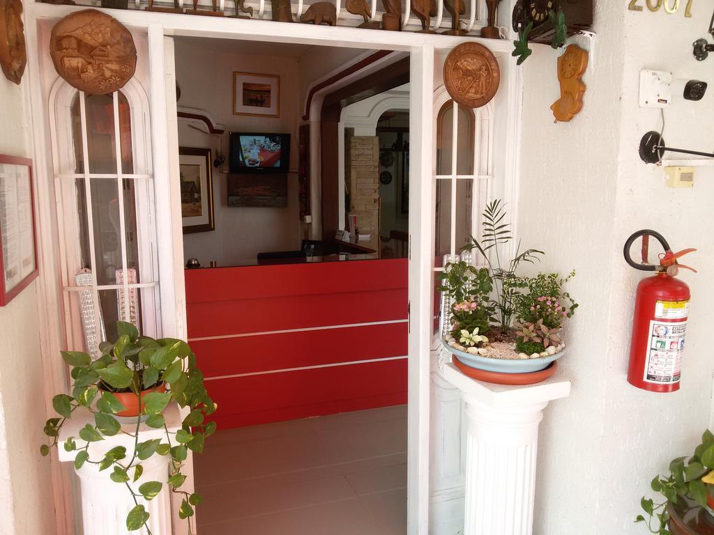 Aparthotel Maison Suisse Asuncion Exterior foto
